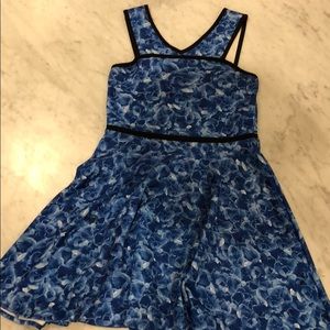 Blue, black and white dress size 14-16 girls
